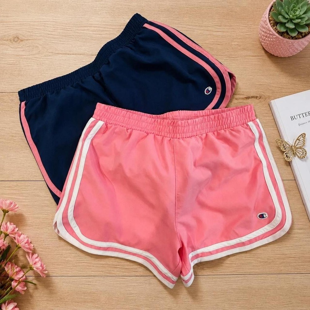 Champion girls set of 2 shorts size large 12-14 nearly new